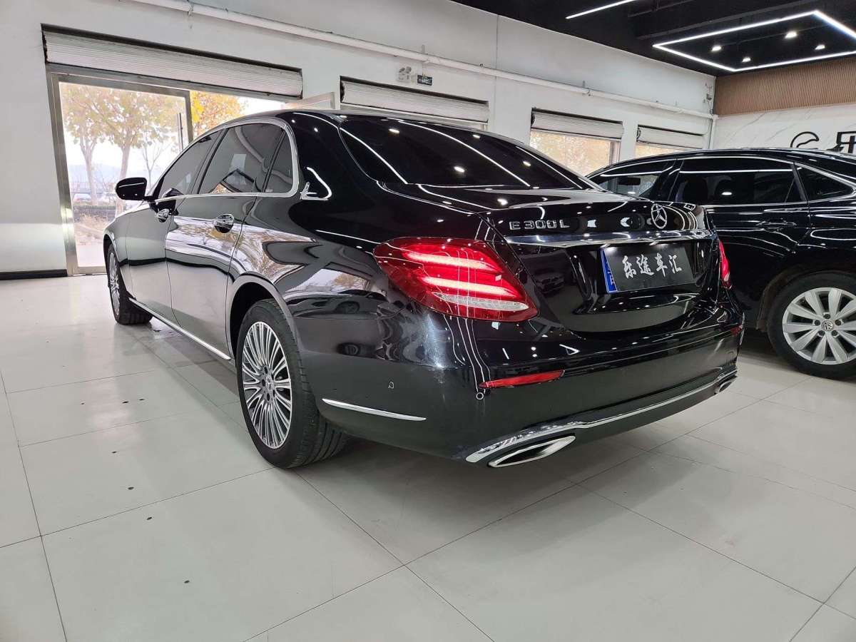 奔馳 奔馳E級(jí)  2019款 E 300 L 時(shí)尚型圖片