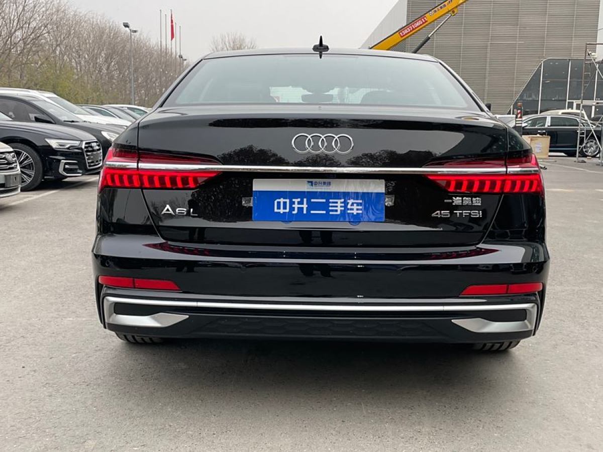 奧迪 奧迪A6L  2024款 45 TFSI 臻選動感型圖片