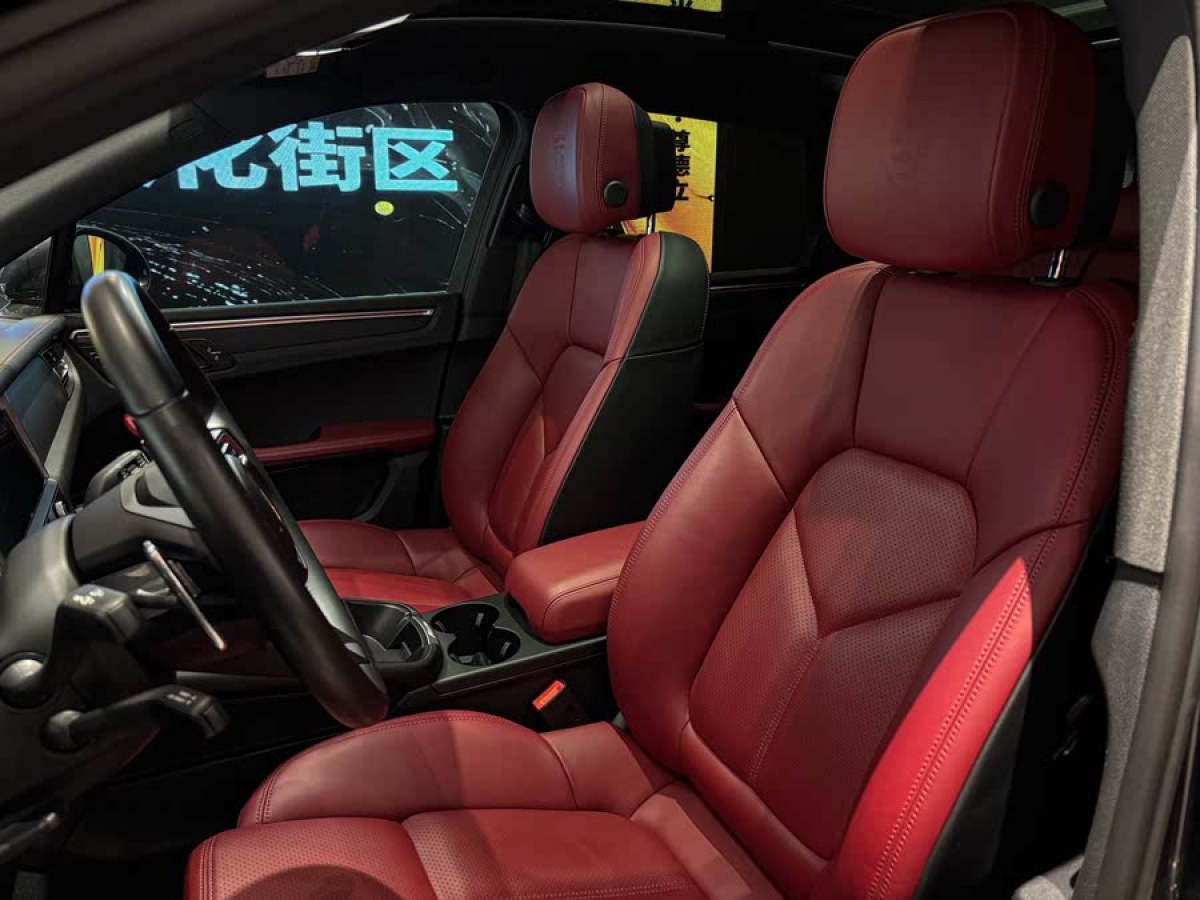 保時(shí)捷 Macan  2022款 Macan 2.0T圖片