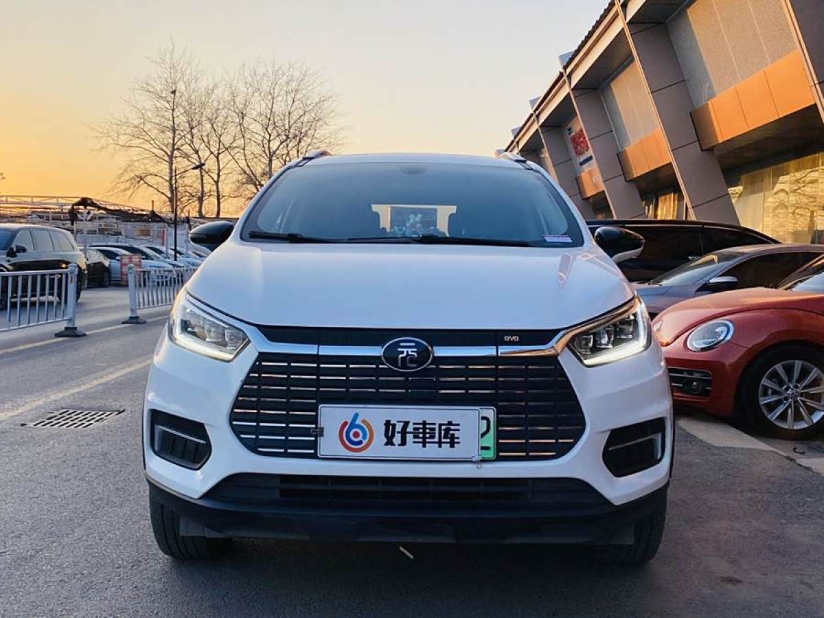 比亞迪 元新能源  2019款 EV535 智聯(lián)領(lǐng)創(chuàng)型圖片