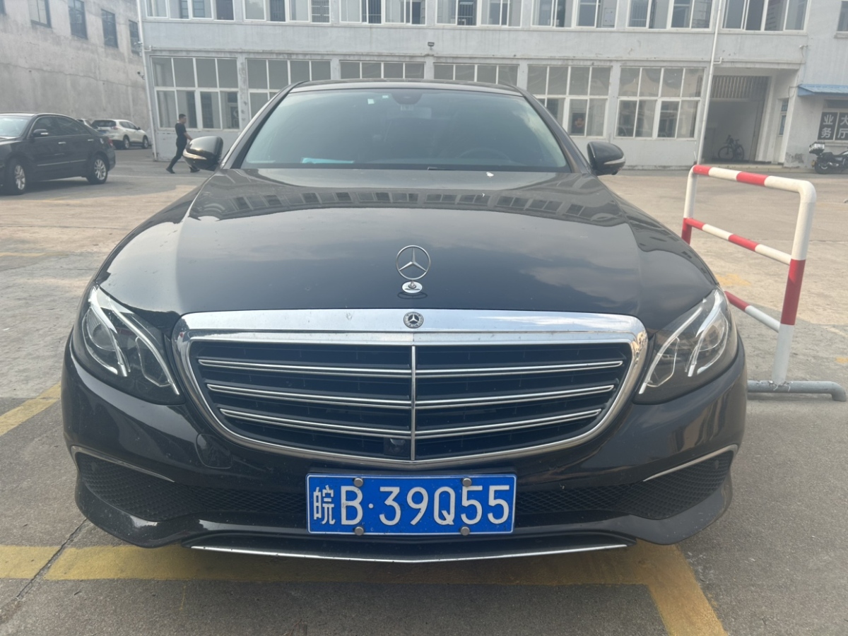 奔馳 奔馳E級  2019款 改款 E 300 L 豪華型圖片