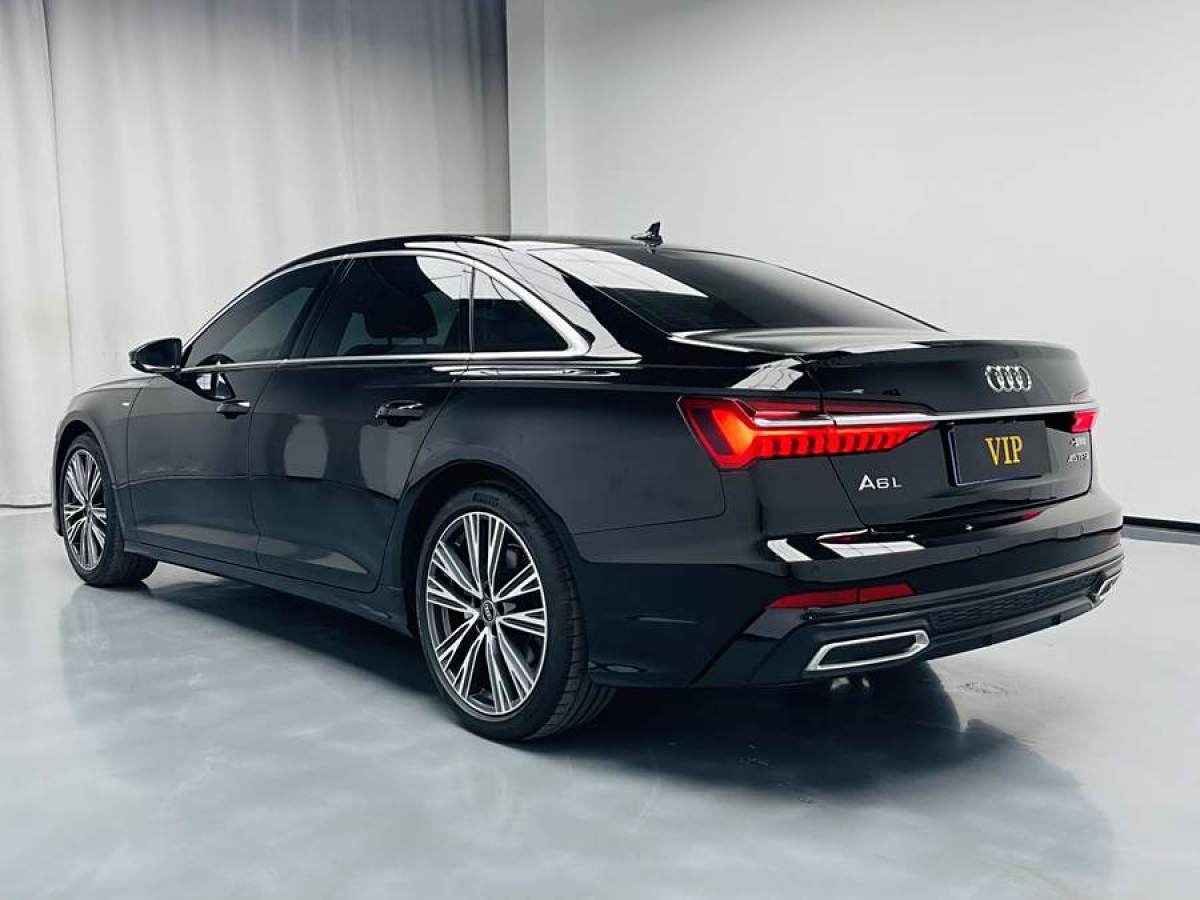 2021年12月奧迪 奧迪A6L  2022款 40 TFSI 豪華動感型