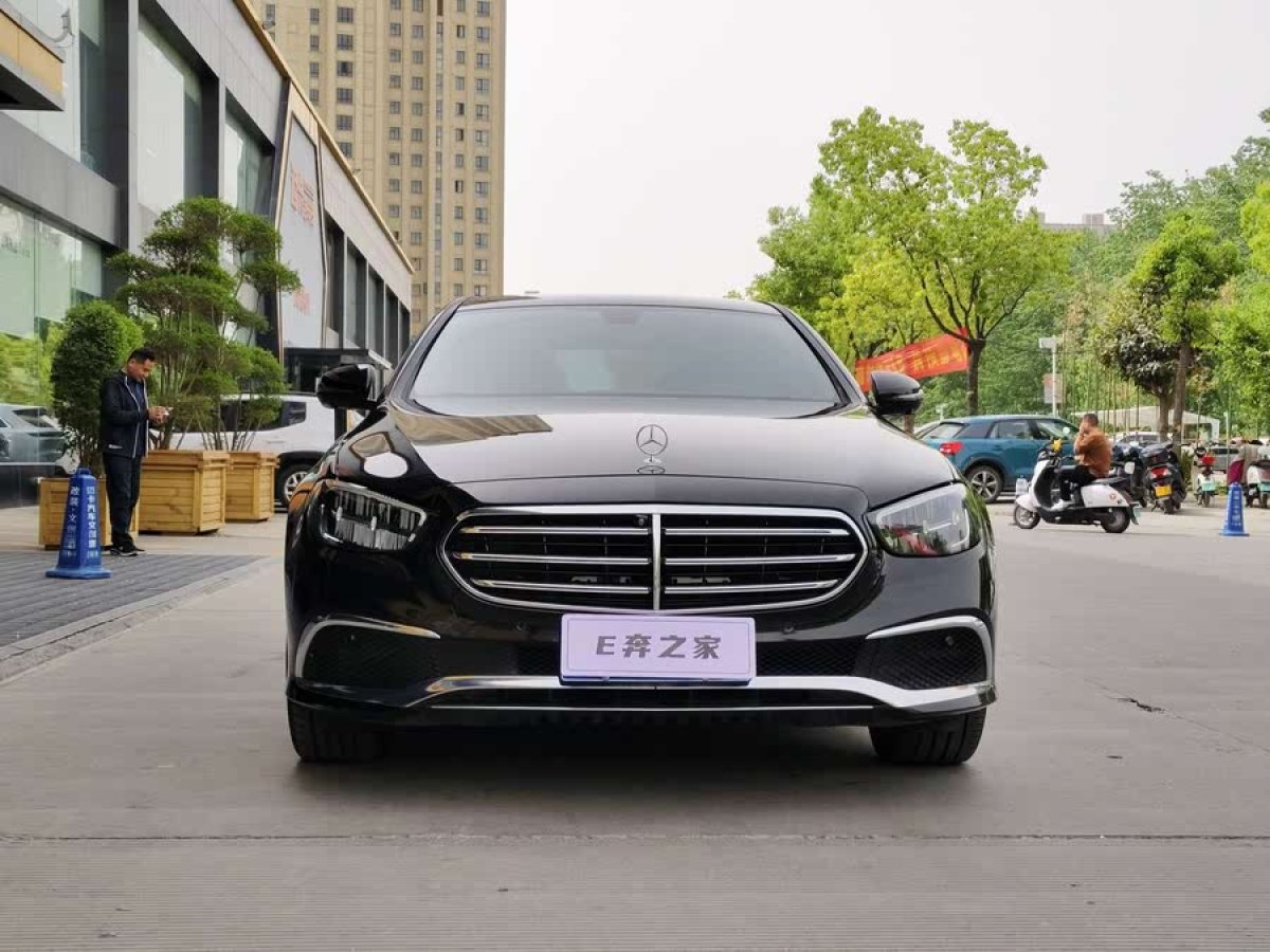 奔馳 奔馳E級  2021款 改款 E 300 L 豪華型圖片