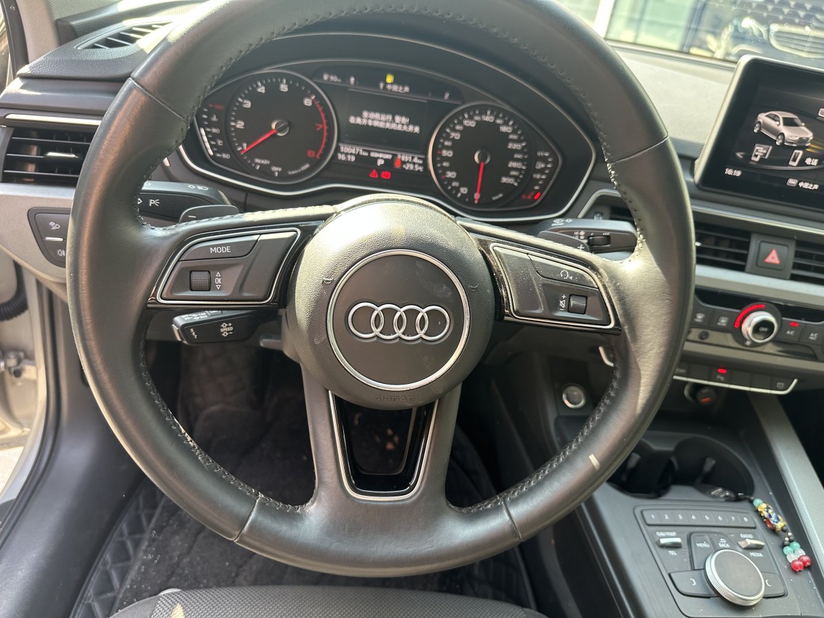奧迪 奧迪A4L  2018款 30周年年型 40 TFSI 進(jìn)取型圖片
