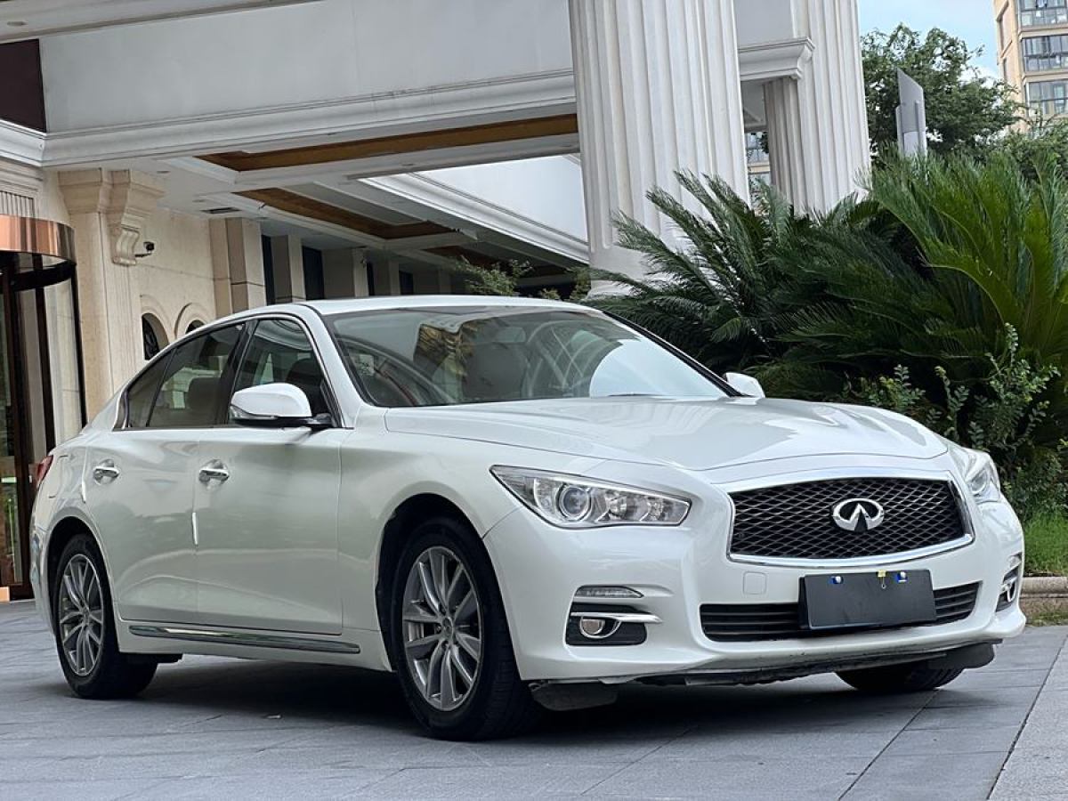 英菲尼迪 Q50L  2015款 2.0T 舒適版圖片