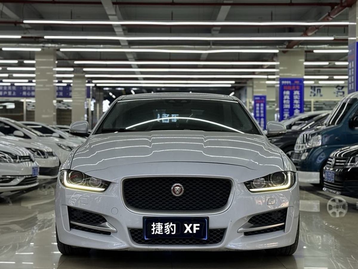 捷豹 XE  2015款 2.0T 200PS R-Sport圖片