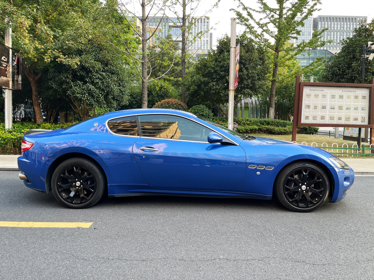 2014年1月瑪莎拉蒂 GranTurismo  2007款 4.2L 標(biāo)準(zhǔn)版