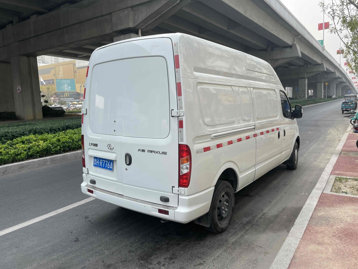 上汽大通 V80  2021款 2.0T PLUS AMT廂式貨車VAN長軸中頂3座圖片