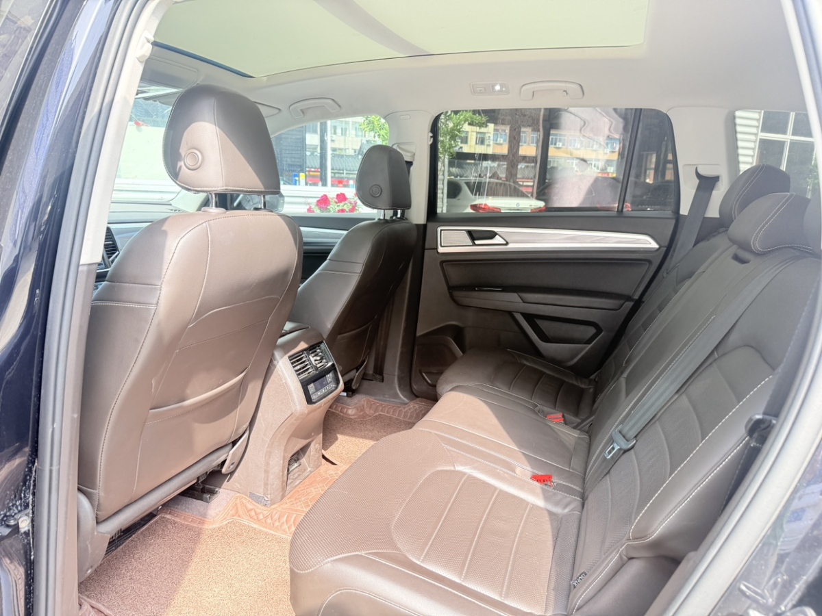 大眾 途昂  2019款  330TSI 兩驅(qū)豪華版圖片