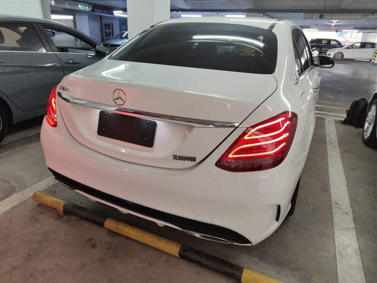 奔馳 奔馳C級  2018款 C 180 L 時尚型運動版圖片