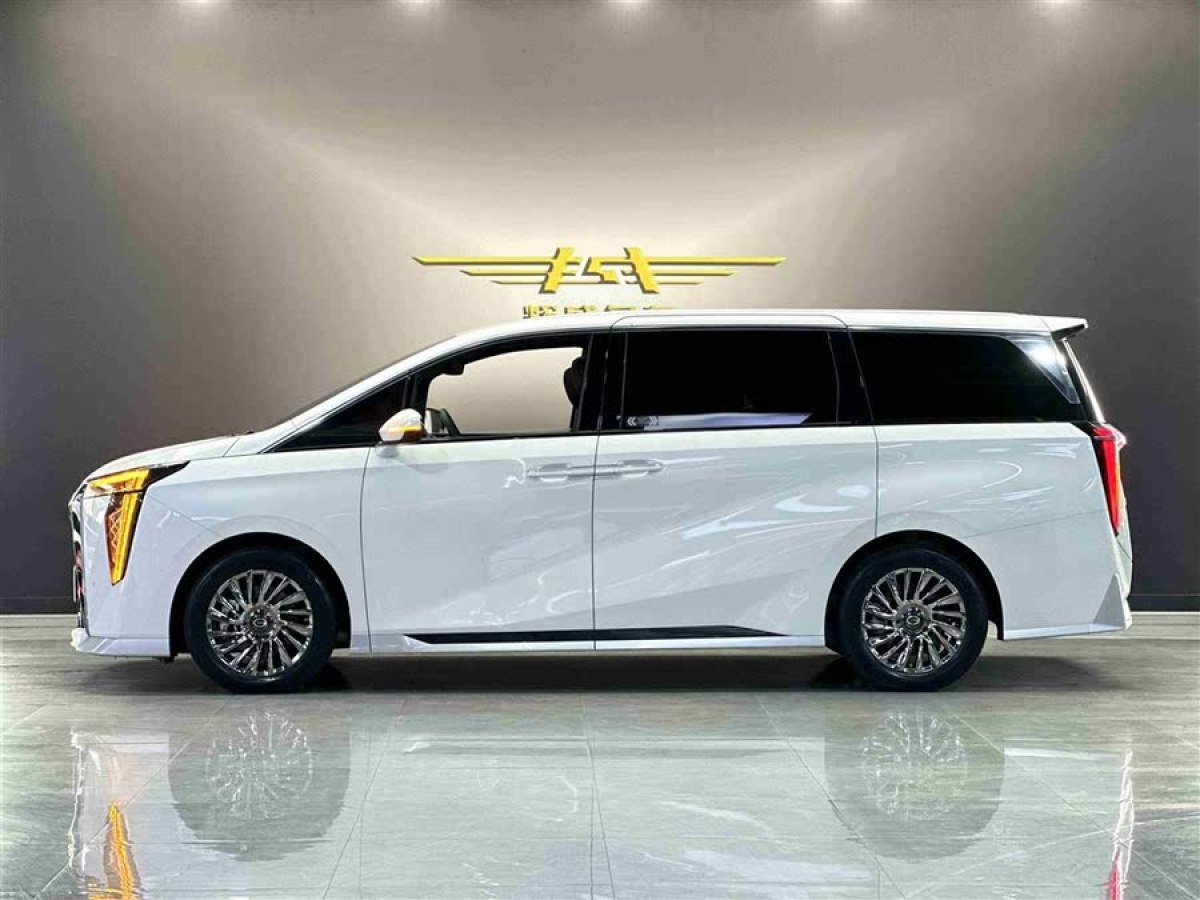 廣汽傳祺 M8  2024款 宗師系列 400T 至尊版圖片