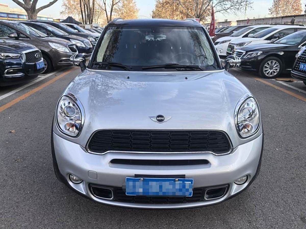 MINI COUNTRYMAN  2013款 1.6T COOPER S ALL4 滑雪版圖片