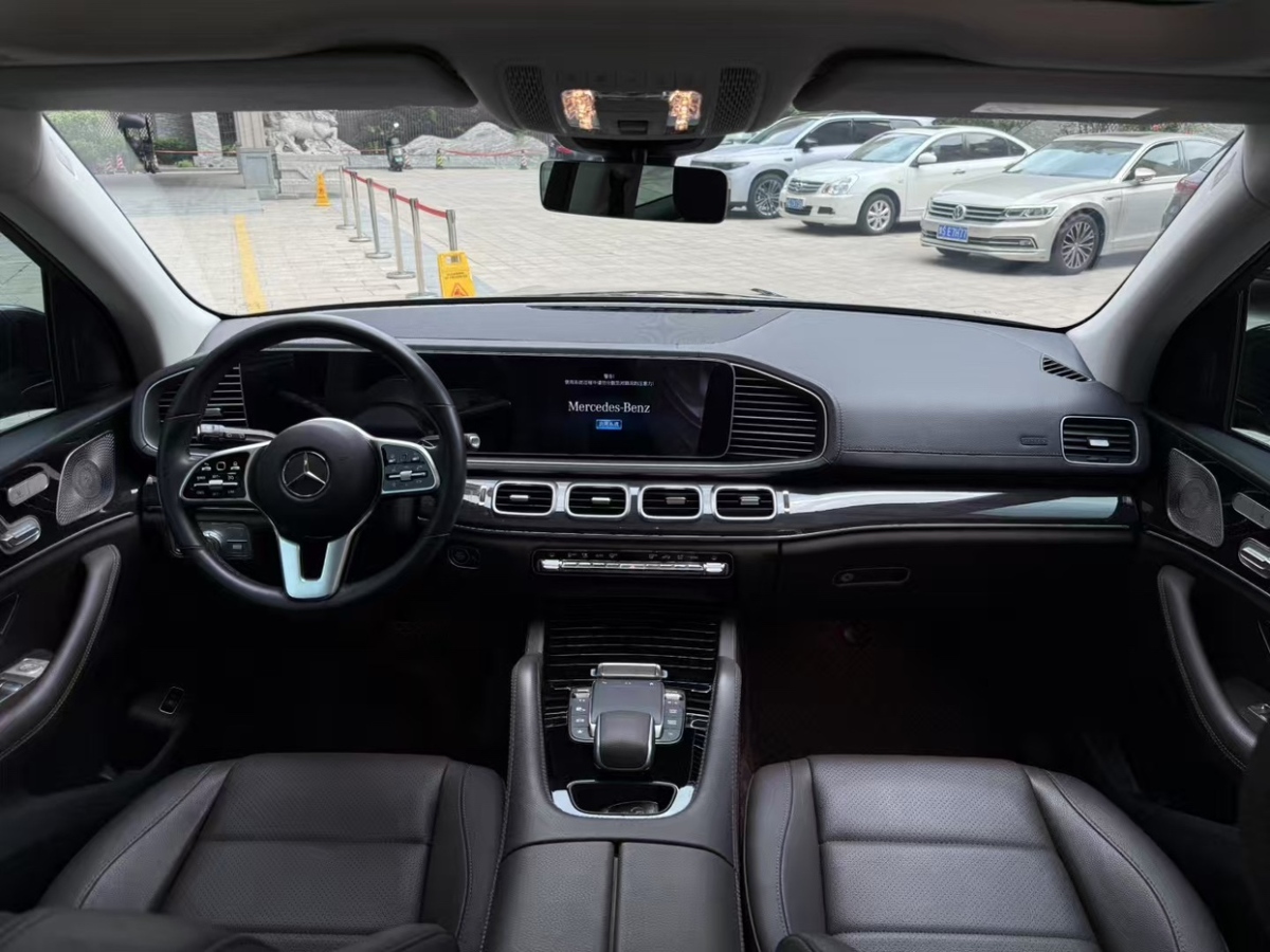 奔馳 奔馳GLE  2022款 GLE 350 4MATIC 時(shí)尚型圖片