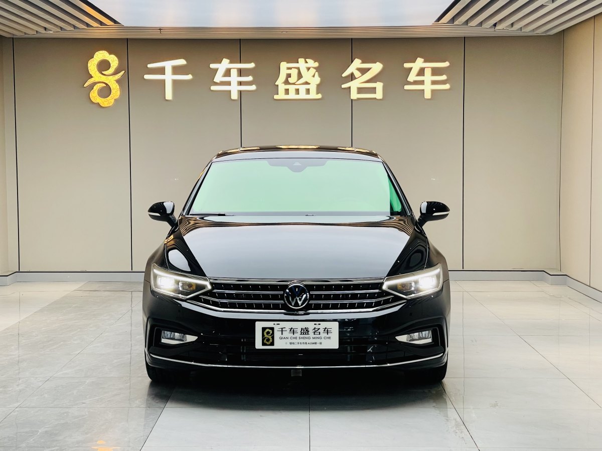 大眾 邁騰  2023款 200萬輛紀(jì)念版 330TSI DSG豪華型圖片