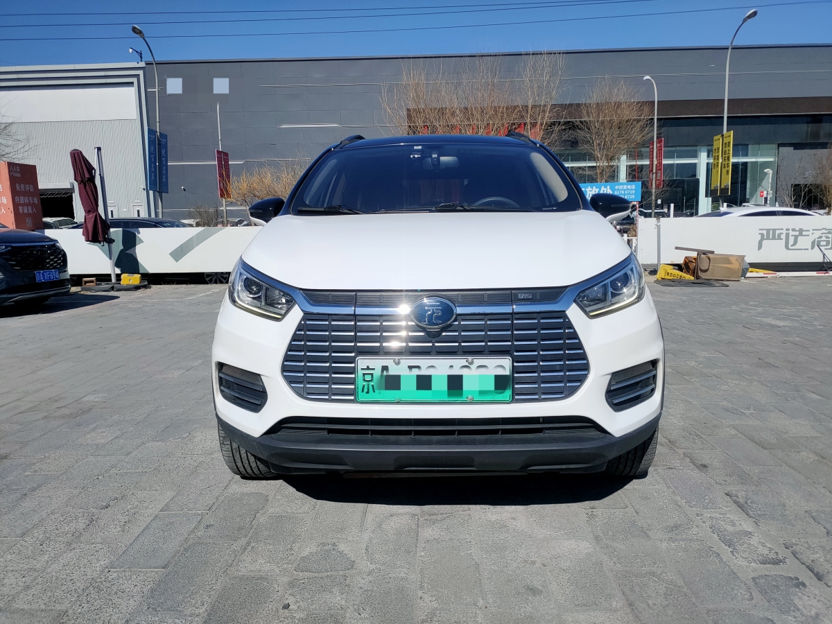 2018年12月比亞迪 元新能源  2018款 EV360 智聯(lián)創(chuàng)酷型