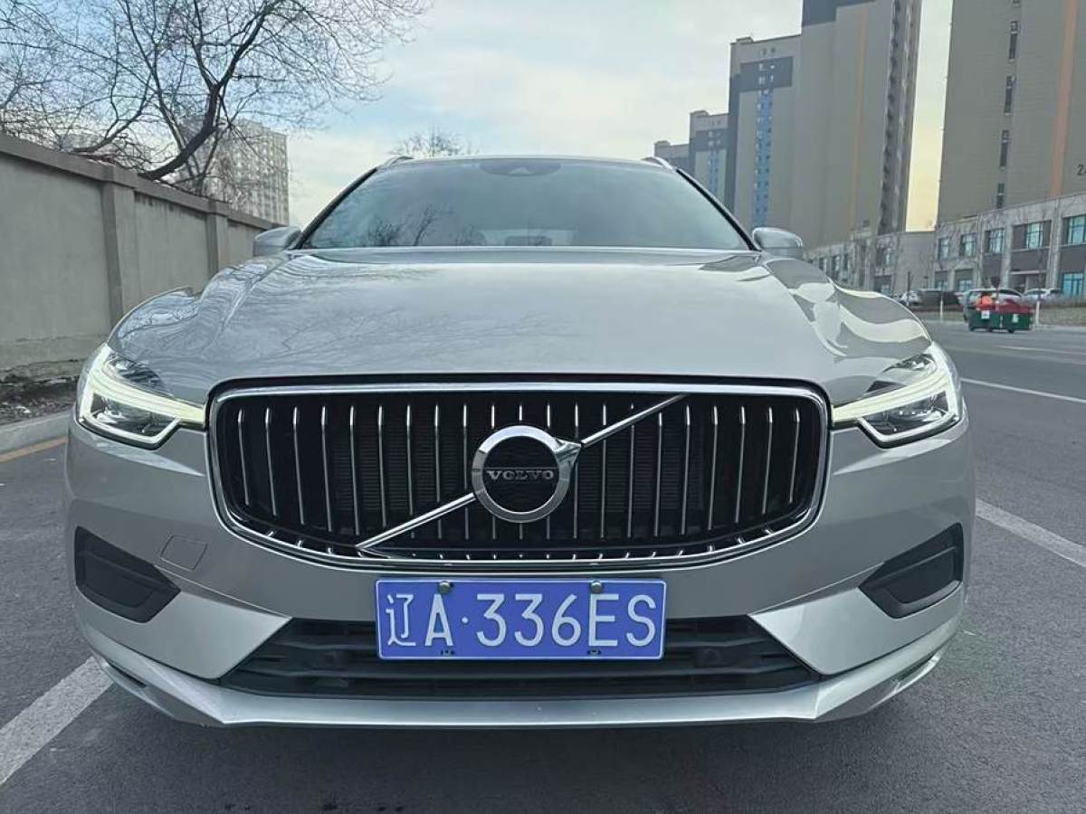 沃爾沃 XC60  2018款 T5 四驅(qū)智逸版圖片