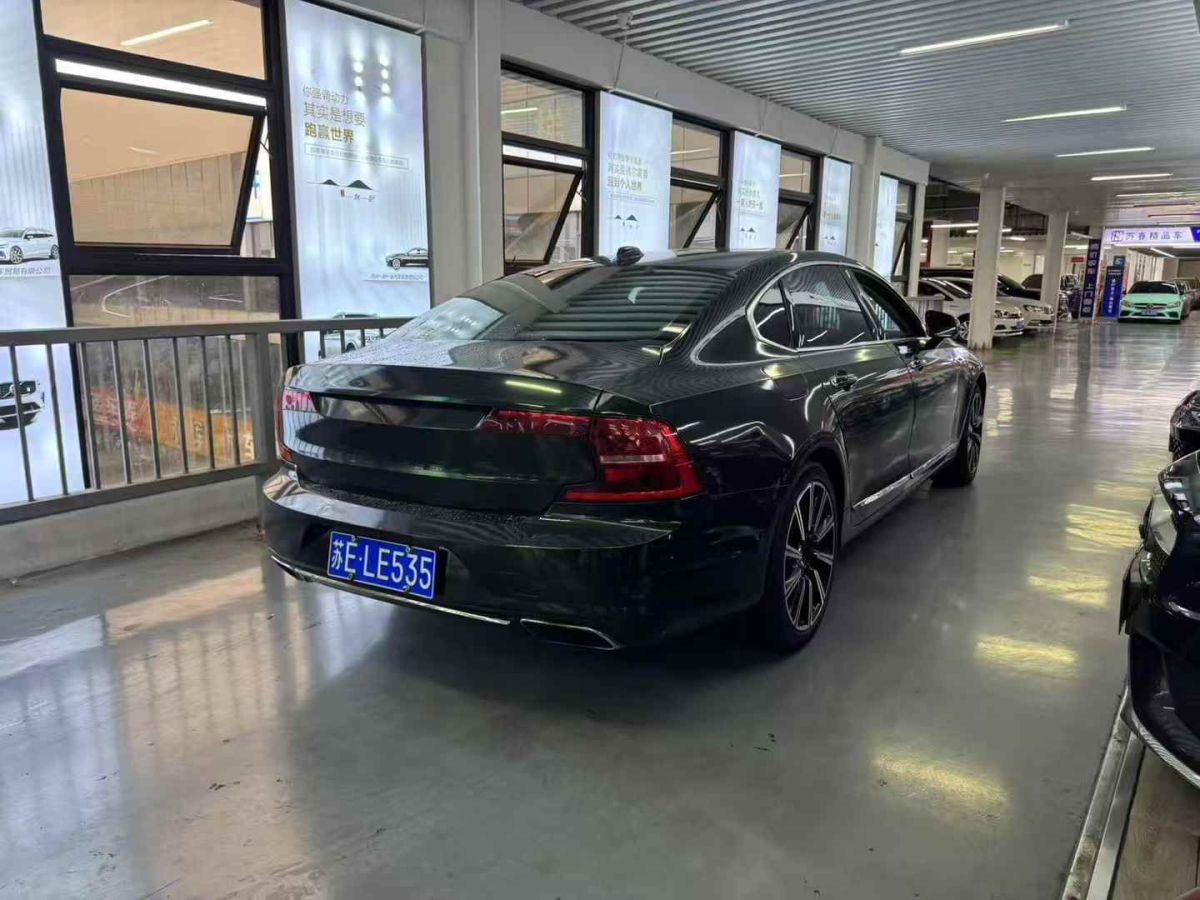 沃爾沃 S90  2018款 T4 智遠(yuǎn)版圖片