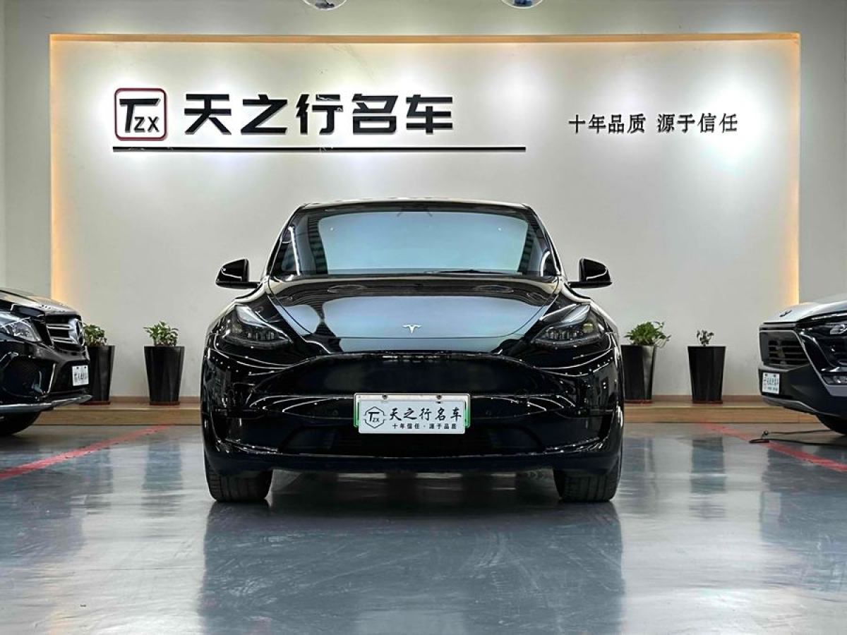 特斯拉 Model 3  2022款 后輪驅(qū)動(dòng)版圖片