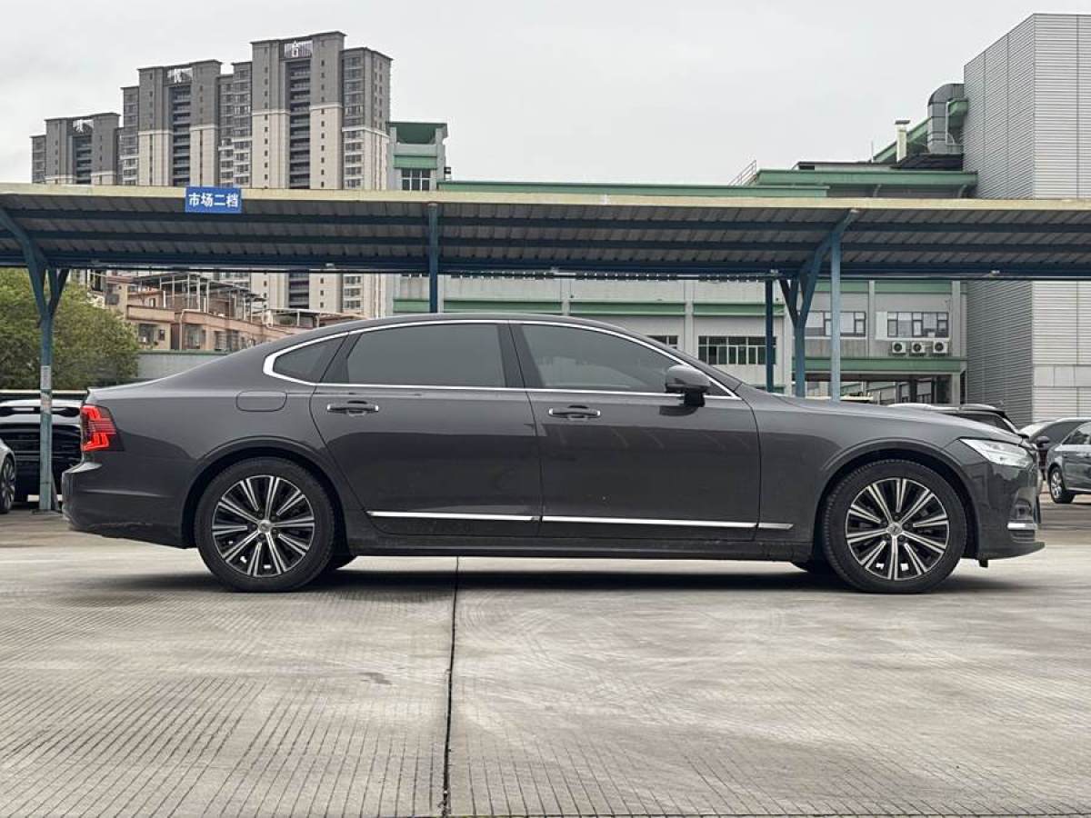 2021年9月沃爾沃 S90  2021款 B5 智遠豪華版