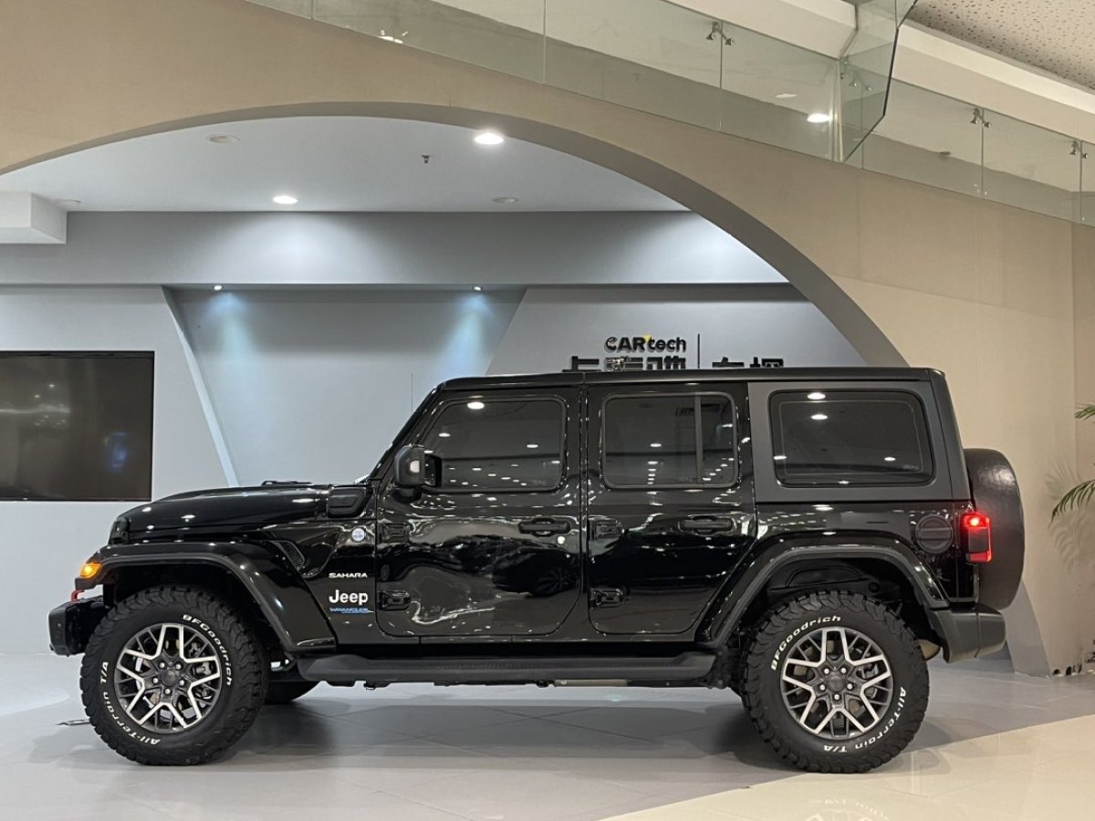 Jeep 牧馬人  2021款 2.0T Sahara 四門(mén)版圖片