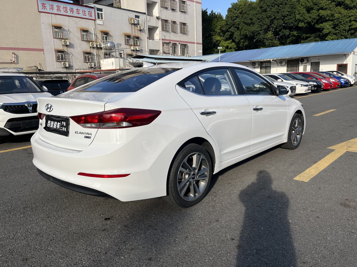 現(xiàn)代 領(lǐng)動  2018款 1.6L 自動15周年特別版圖片