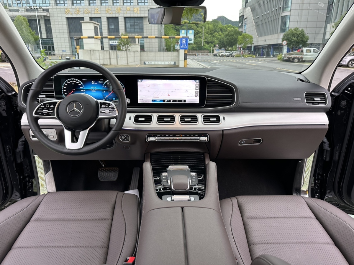 奔馳 奔馳GLE  2022款 改款 GLE 450 4MATIC 時(shí)尚型圖片