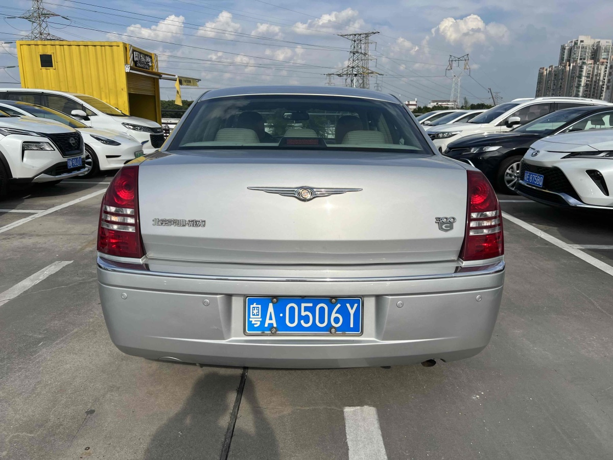 克萊斯勒 300C  2007款 2.7L 商務版圖片