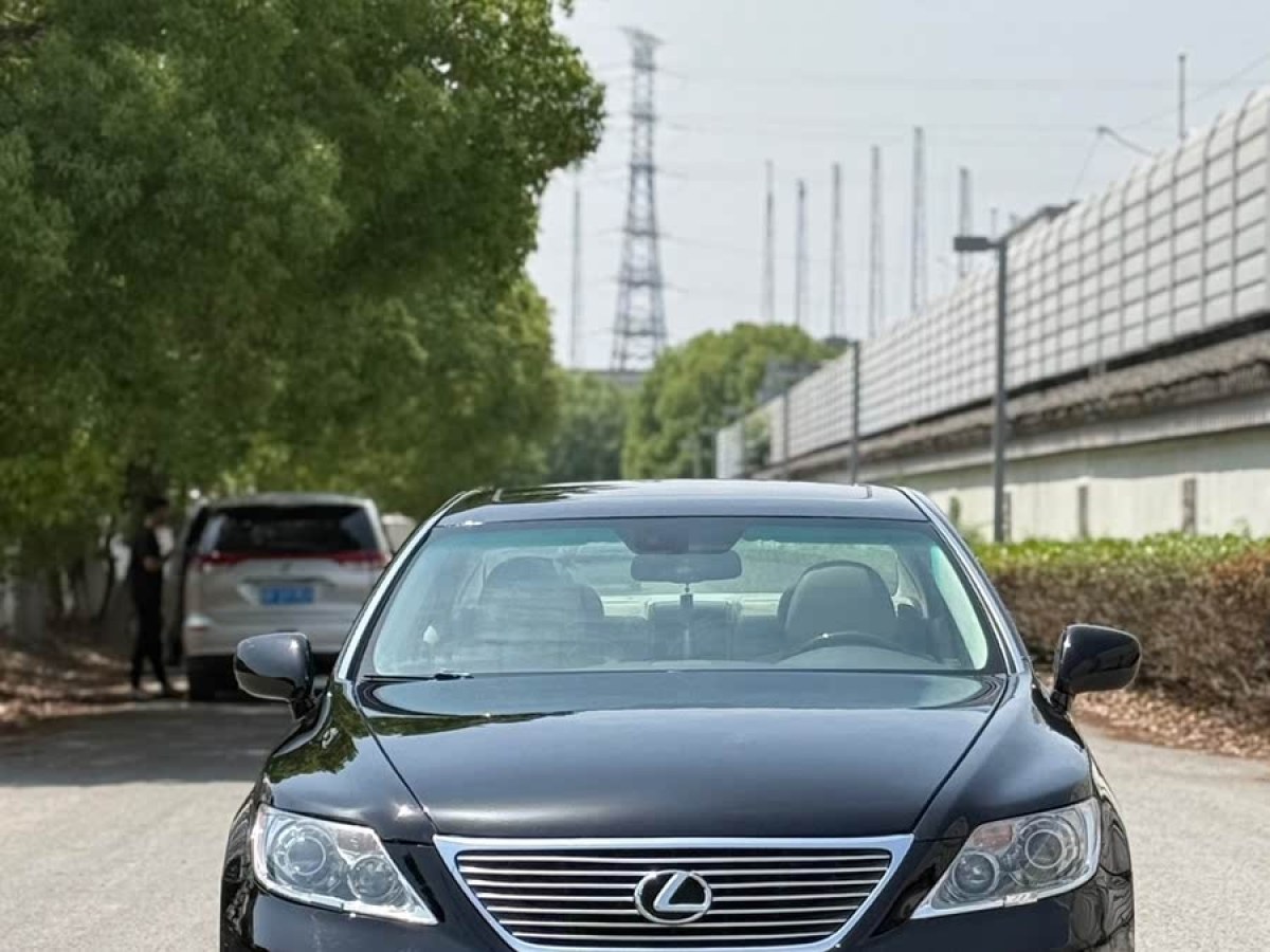 雷克薩斯 LS  2006款 460L 尊貴版圖片
