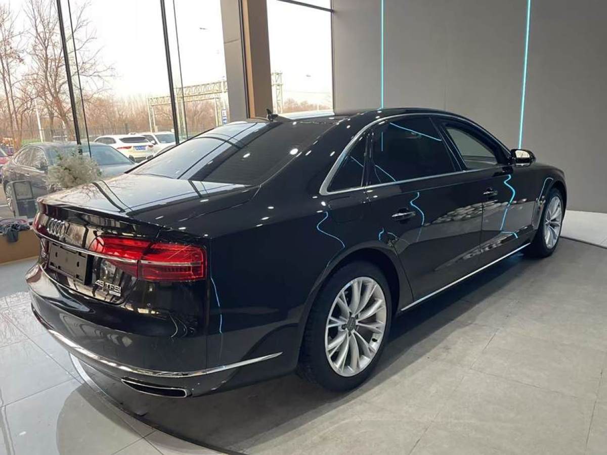 奧迪 奧迪A8  2014款 A8L 45 TFSI quattro豪華型圖片