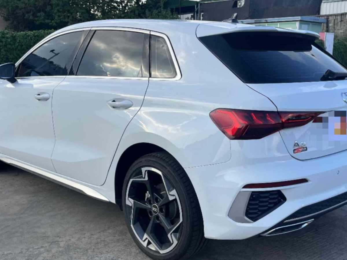 奧迪 奧迪A3  2024款 Sportback 35 TFSI 豪華運(yùn)動(dòng)型圖片