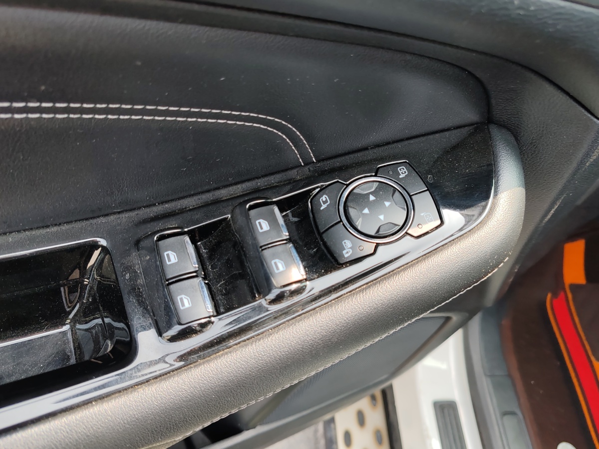 福特 銳界  2018款 EcoBoost 245 兩驅(qū)豪銳型 7座 國VI圖片