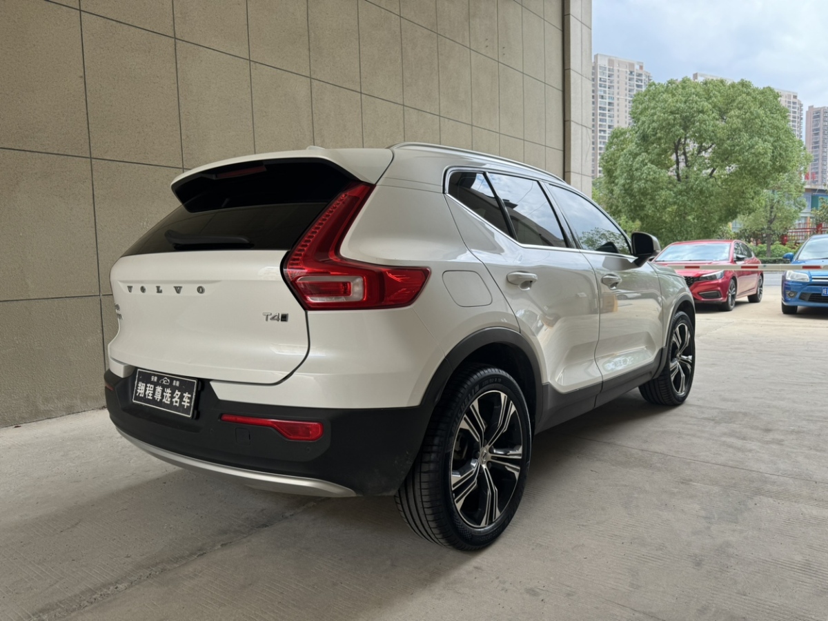 沃尔沃 沃尔沃XC40  2021款 T4 四驱智雅豪华版图片