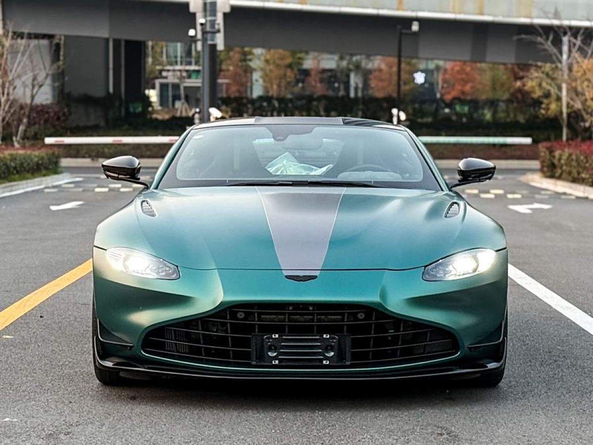 阿斯頓·馬丁 V8 Vantage  2023款 4.0T V8 F1 Edition Coupe圖片