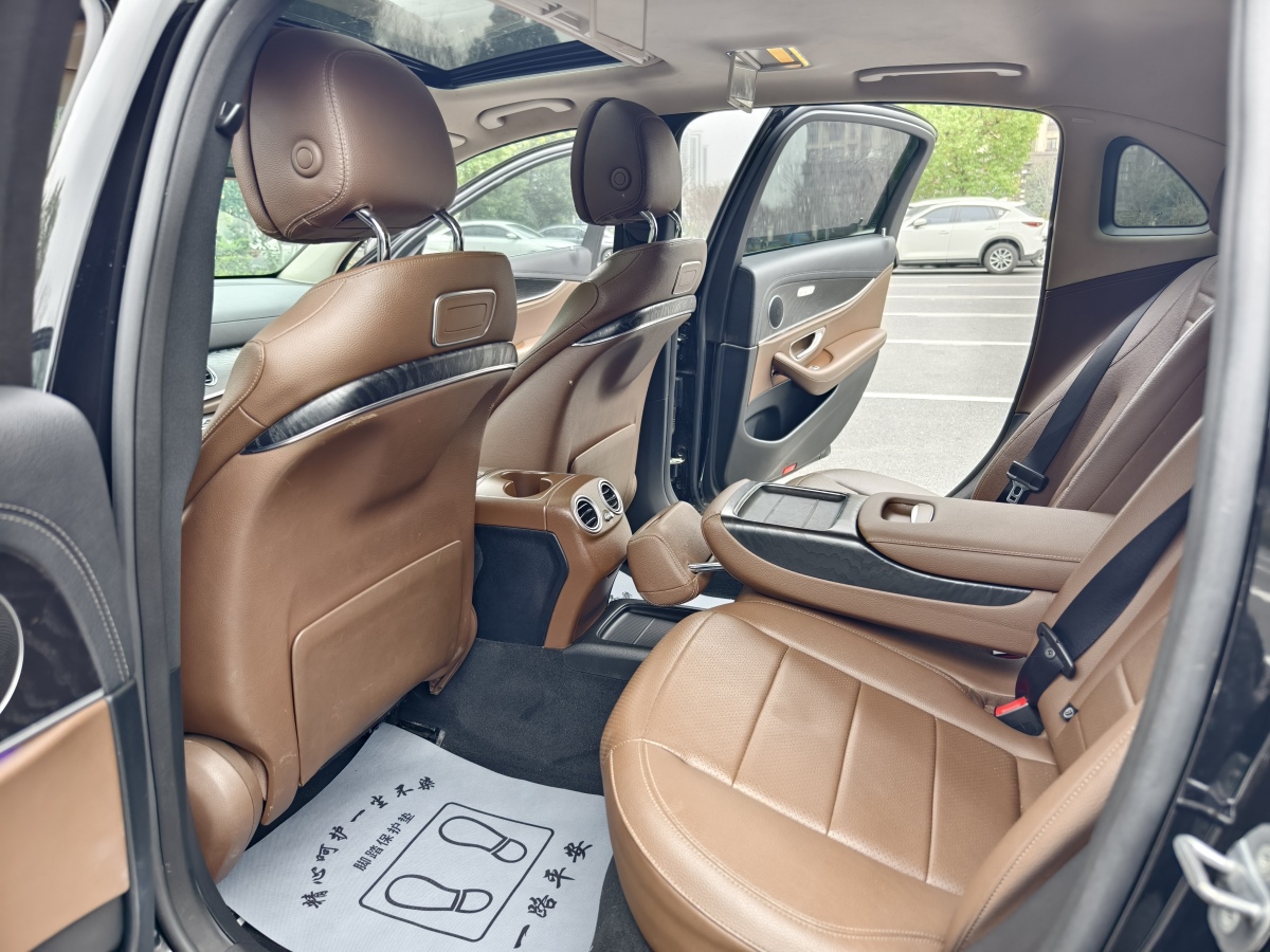 奔馳 奔馳E級  2019款 E 200 L 運(yùn)動型圖片