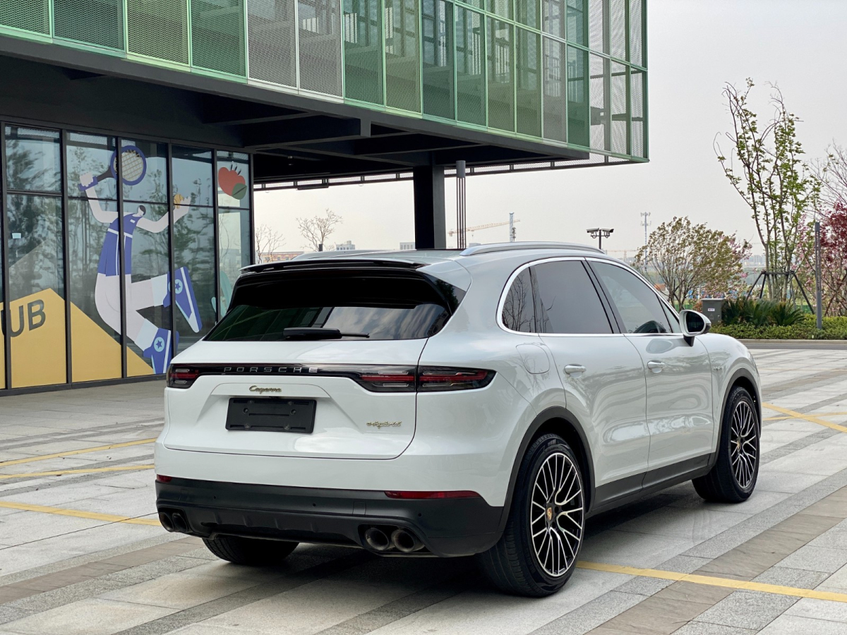 2019年6月保時(shí)捷 Cayenne新能源  2019款 Cayenne E-Hybrid 2.0T