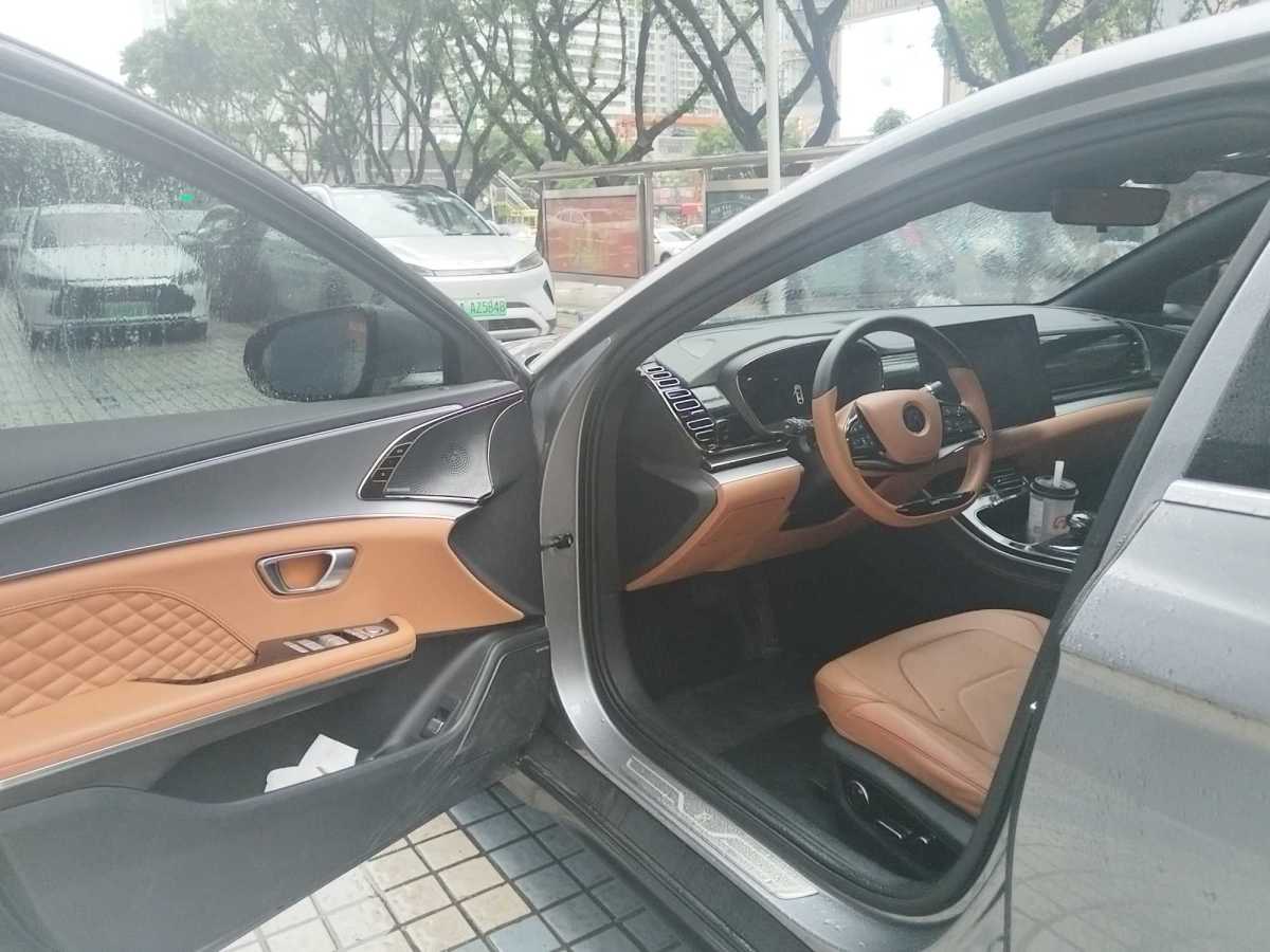比亞迪 漢  2022款 DM-i 121KM 領(lǐng)航型圖片