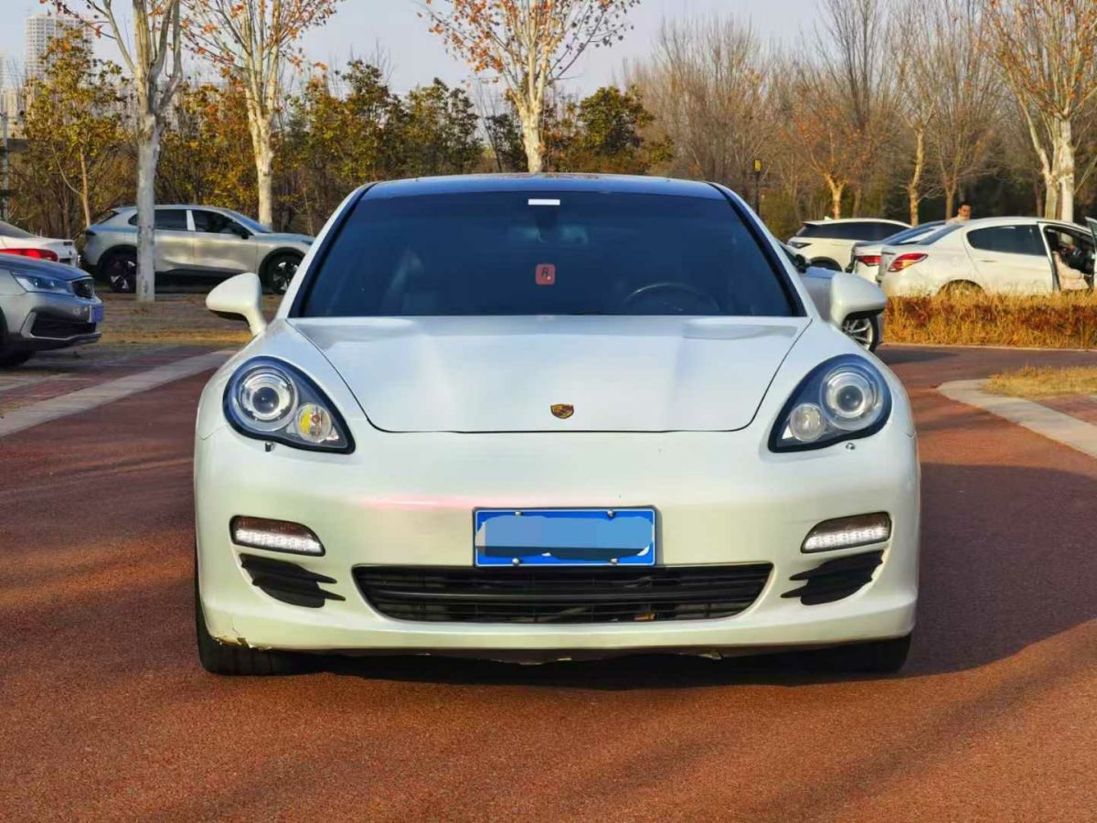 保時(shí)捷 Panamera  2013款 Panamera 4 Platinum Edition 3.6L圖片