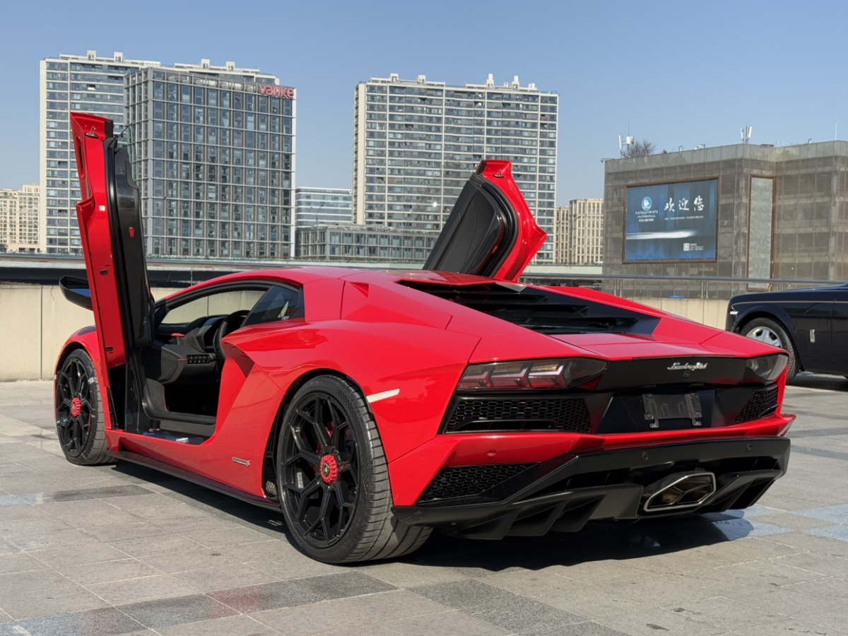 蘭博基尼 Aventador  2017款 Aventador S圖片