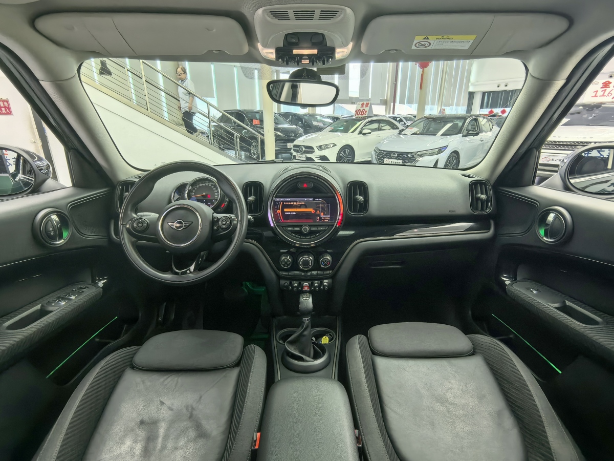 MINI COUNTRYMAN  2018款 1.5T COOPER ALL4 经典派图片