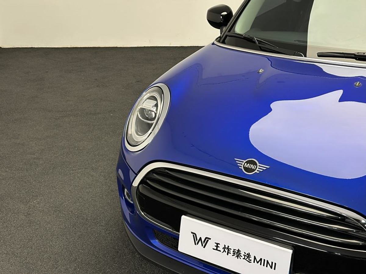 MINI MINI  2020款 1.5T COOPER 經(jīng)典派圖片