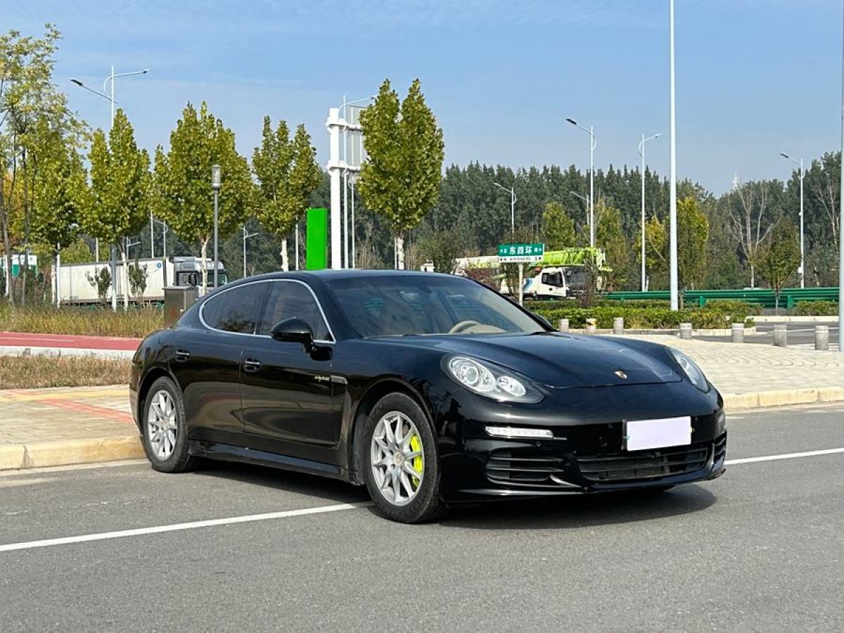 2014年8月保時(shí)捷 Panamera新能源  2014款 Panamera S E-Hybrid 3.0T