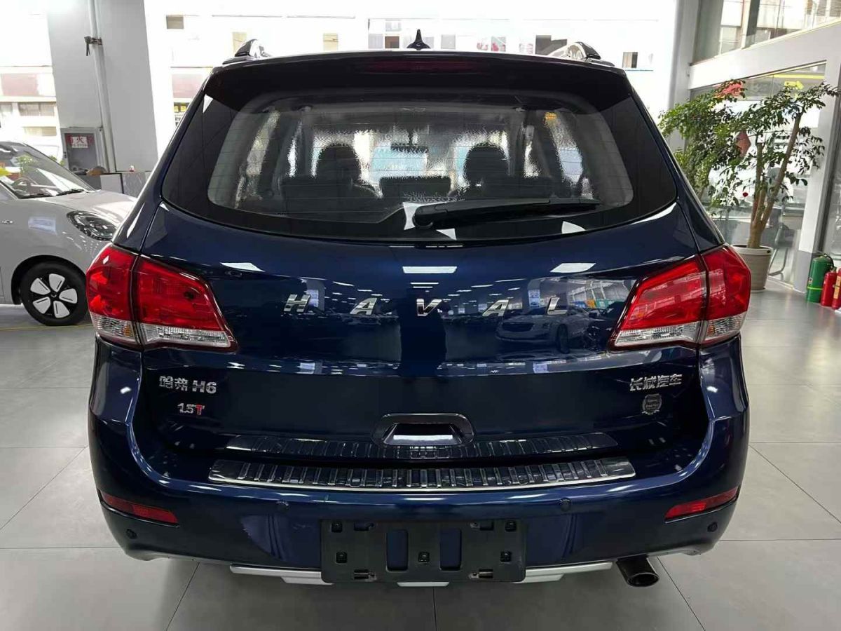 哈弗 H6  2016款 升級版 1.5T 自動兩驅(qū)精英型圖片