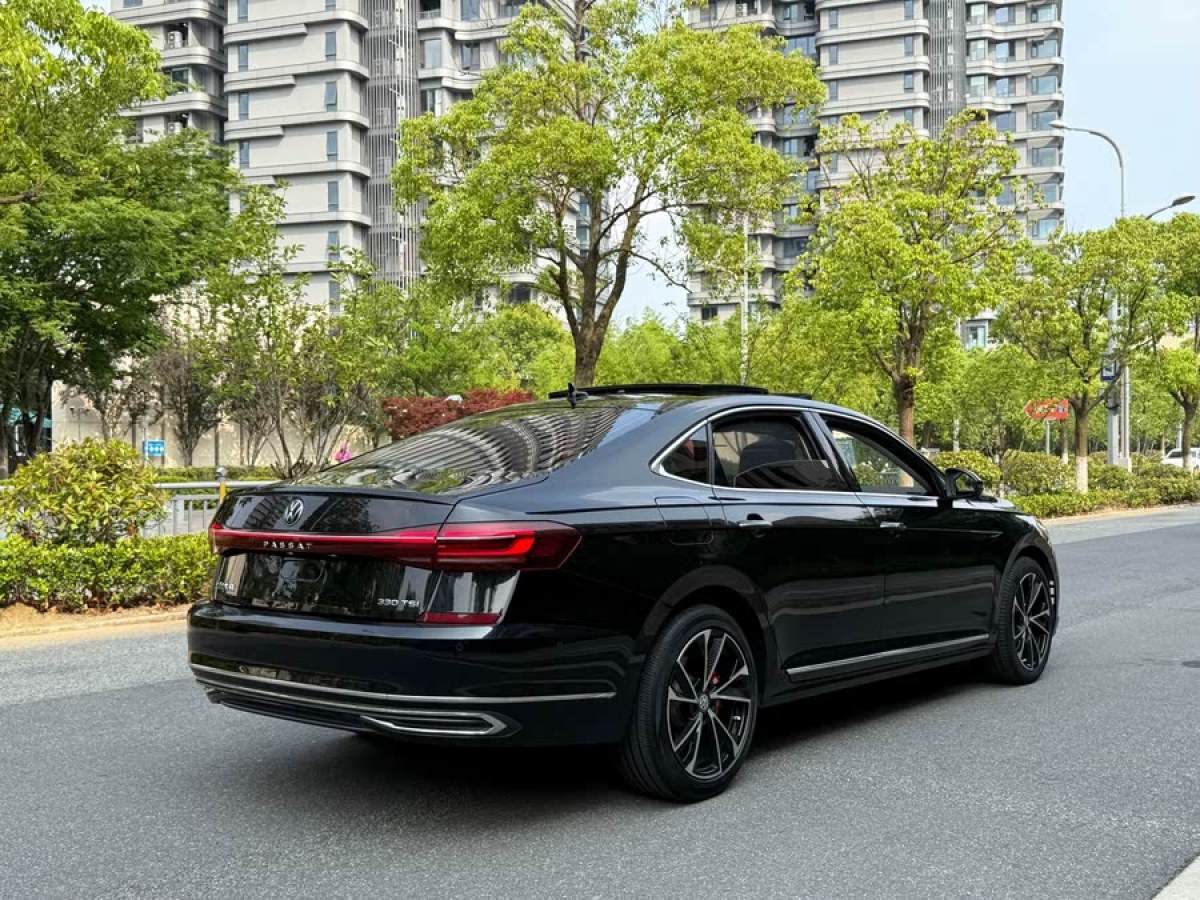 大眾 帕薩特  2022款 330TSI 豪華版圖片