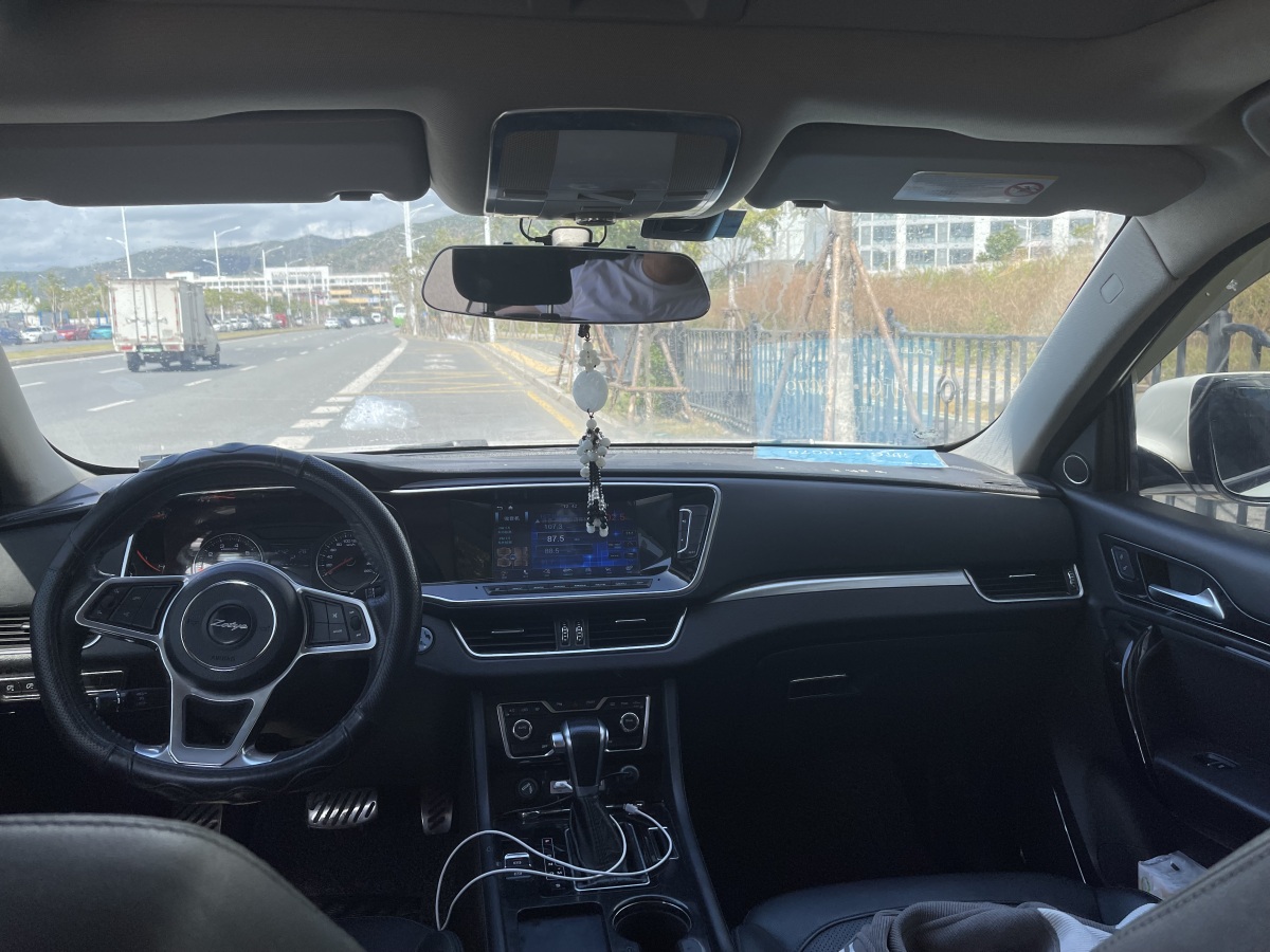 众泰 T600 Coupe  2017款 1.5T 自动尊享型图片