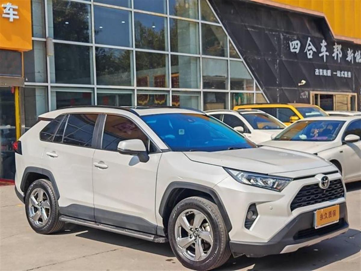 2022年6月豐田 RAV4榮放  2021款 2.0L CVT兩驅(qū)風(fēng)尚版