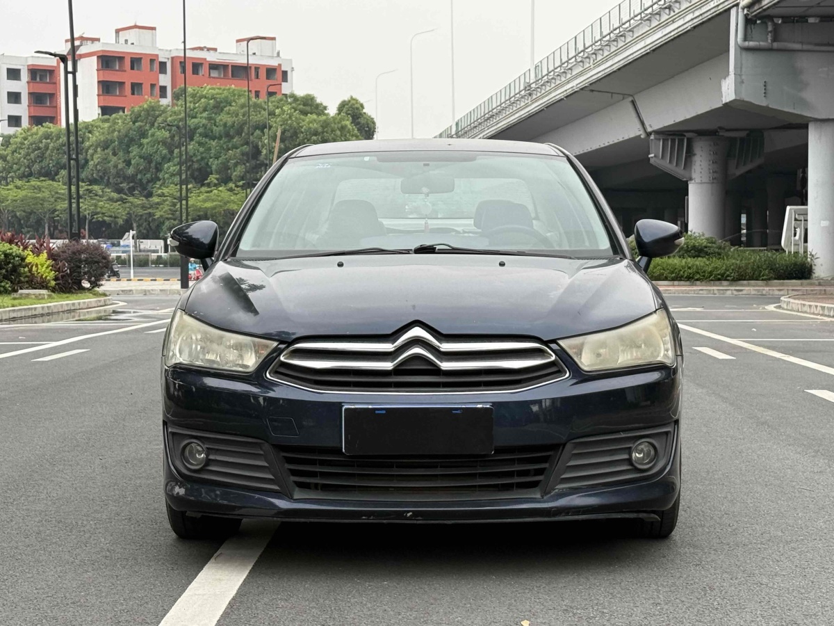 雪鐵龍 世嘉  2012款 三廂 1.6L 自動品尚型圖片