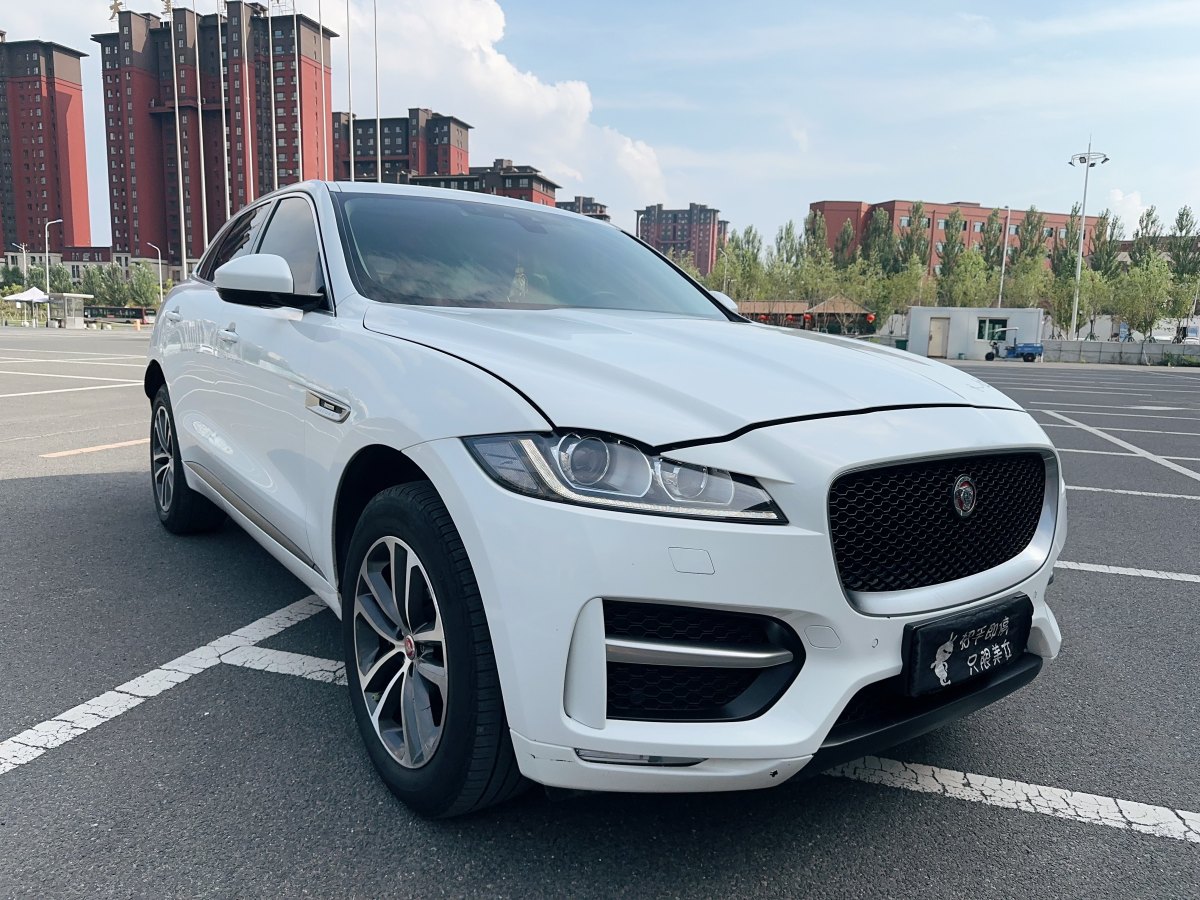 2017年6月捷豹 F-PACE  2016款 3.0 SC 四驅(qū)R-Sport運動版