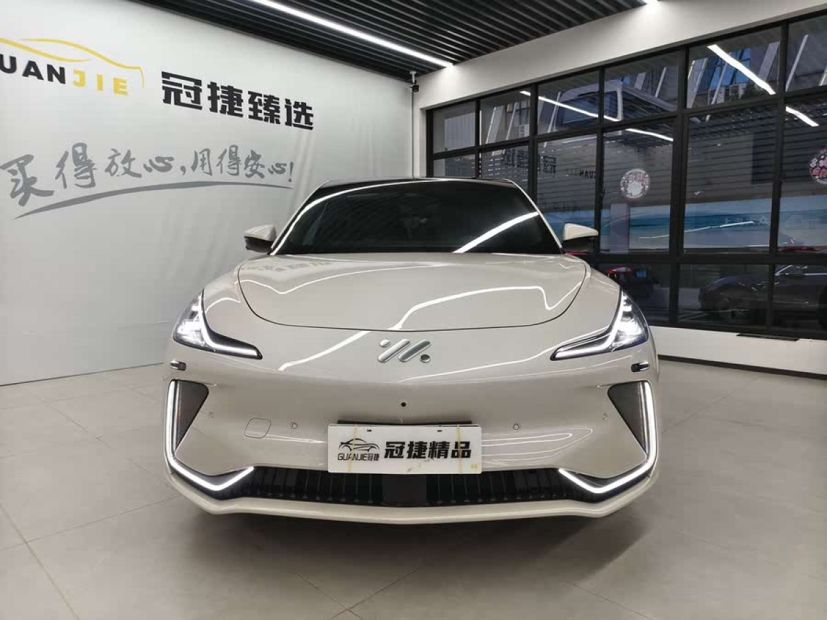 智己 智己LS7  2023款 100kWh Lux四驅(qū)版圖片