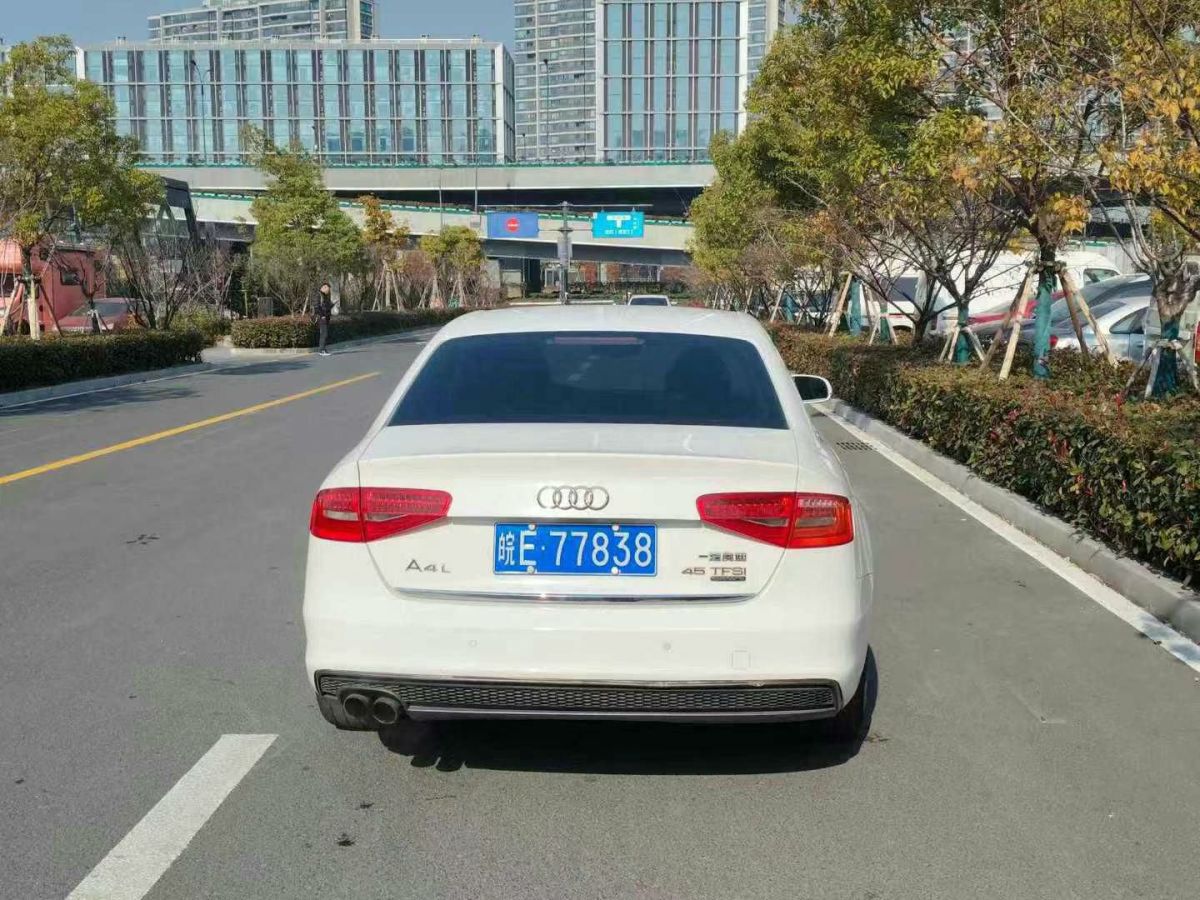 奧迪 奧迪A4L  2016款 A4L 30TFSI 手動舒適型圖片