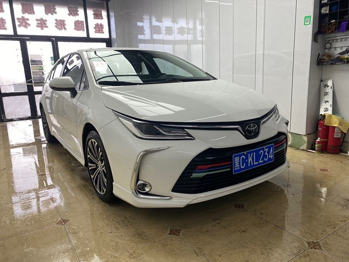 豐田 卡羅拉  2019款 1.2T S-CVT 運(yùn)動(dòng)版圖片